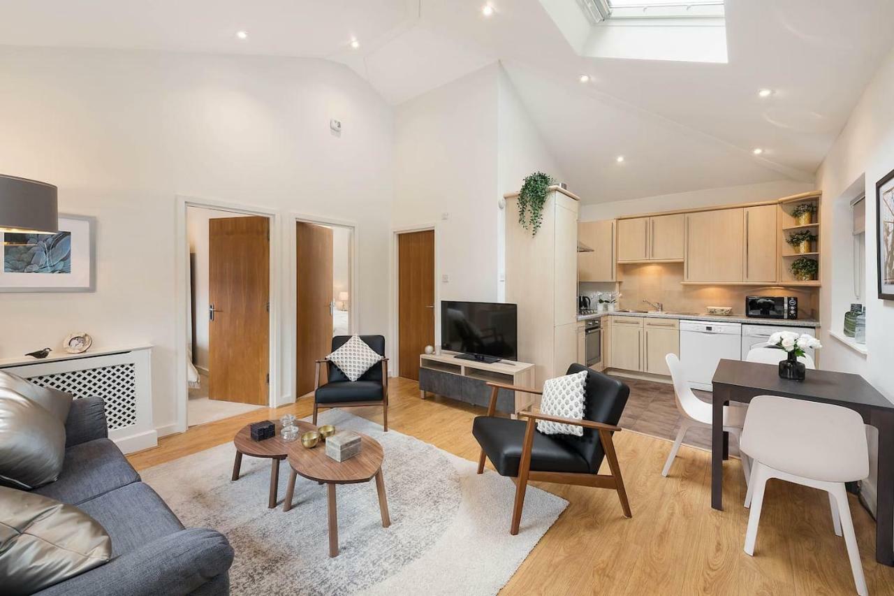 Вилла Beautiful West London House Экстерьер фото